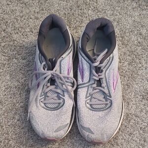 Brooks Gray and Purple Tennis Shoes